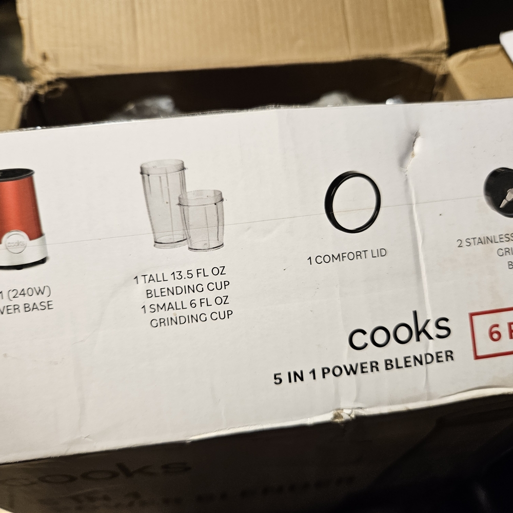 Red and Black Kitchen Tools Set for Culinary Excellence - Picture 3 of 4